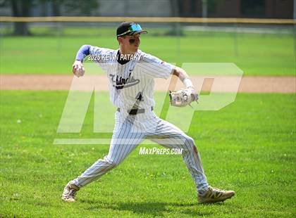 Thumbnail 3 in Holy Cross @ North Branford (CIAC Class S Quarterfinal) photogallery.