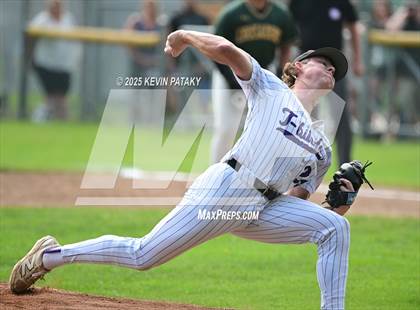 Thumbnail 3 in Holy Cross @ North Branford (CIAC Class S Quarterfinal) photogallery.