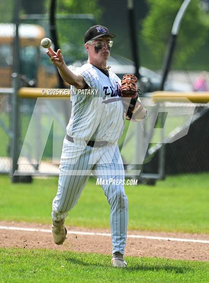 Thumbnail 3 in Holy Cross @ North Branford (CIAC Class S Quarterfinal) photogallery.