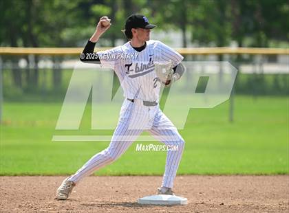 Thumbnail 3 in Holy Cross @ North Branford (CIAC Class S Quarterfinal) photogallery.