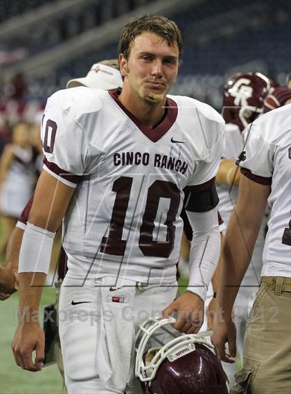 Thumbnail 3 in Alief Elsik vs. Cinco Ranch (UIL 5A Division 1 Area Playoff) photogallery.