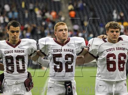 Thumbnail 2 in Alief Elsik vs. Cinco Ranch (UIL 5A Division 1 Area Playoff) photogallery.