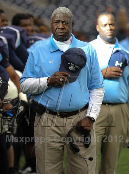 Thumbnail 3 in Alief Elsik vs. Cinco Ranch (UIL 5A Division 1 Area Playoff) photogallery.