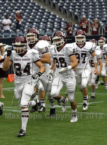 Thumbnail 1 in Alief Elsik vs. Cinco Ranch (UIL 5A Division 1 Area Playoff) photogallery.