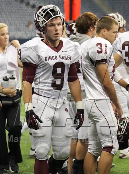 Thumbnail 3 in Alief Elsik vs. Cinco Ranch (UIL 5A Division 1 Area Playoff) photogallery.