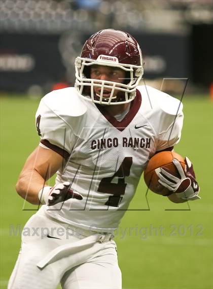 Thumbnail 3 in Alief Elsik vs. Cinco Ranch (UIL 5A Division 1 Area Playoff) photogallery.