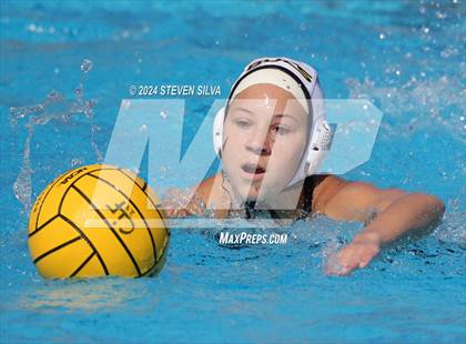 Thumbnail 3 in Francis Parker vs. Mission Bay (CIF SDS D2 Quarterfinal) photogallery.