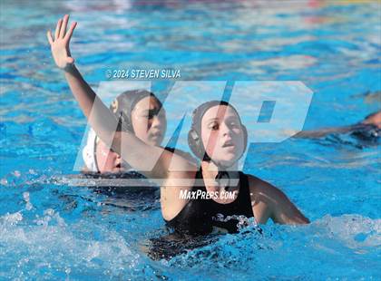 Thumbnail 3 in Francis Parker vs. Mission Bay (CIF SDS D2 Quarterfinal) photogallery.