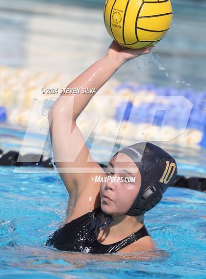 Thumbnail 1 in Francis Parker vs. Mission Bay (CIF SDS D2 Quarterfinal) photogallery.