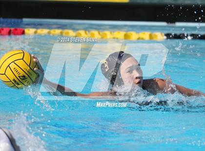 Thumbnail 2 in Francis Parker vs. Mission Bay (CIF SDS D2 Quarterfinal) photogallery.
