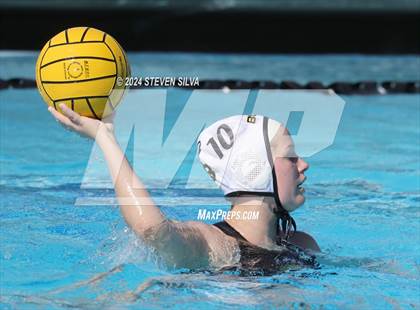 Thumbnail 2 in Francis Parker vs. Mission Bay (CIF SDS D2 Quarterfinal) photogallery.