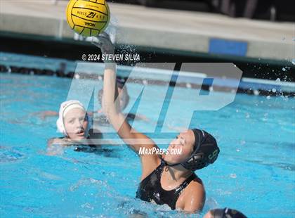 Thumbnail 1 in Francis Parker vs. Mission Bay (CIF SDS D2 Quarterfinal) photogallery.