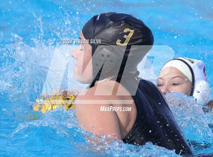 Thumbnail 3 in Francis Parker vs. Mission Bay (CIF SDS D2 Quarterfinal) photogallery.