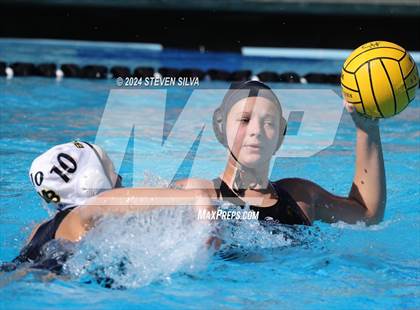 Thumbnail 3 in Francis Parker vs. Mission Bay (CIF SDS D2 Quarterfinal) photogallery.
