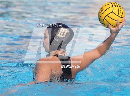 Thumbnail 2 in Francis Parker vs. Mission Bay (CIF SDS D2 Quarterfinal) photogallery.