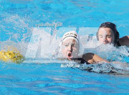 Thumbnail 2 in Francis Parker vs. Mission Bay (CIF SDS D2 Quarterfinal) photogallery.