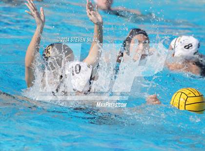 Thumbnail 2 in Francis Parker vs. Mission Bay (CIF SDS D2 Quarterfinal) photogallery.