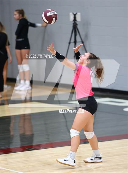 Thumbnail 2 in Jacksboro vs Lingleville (Poolville Summer Slam) photogallery.