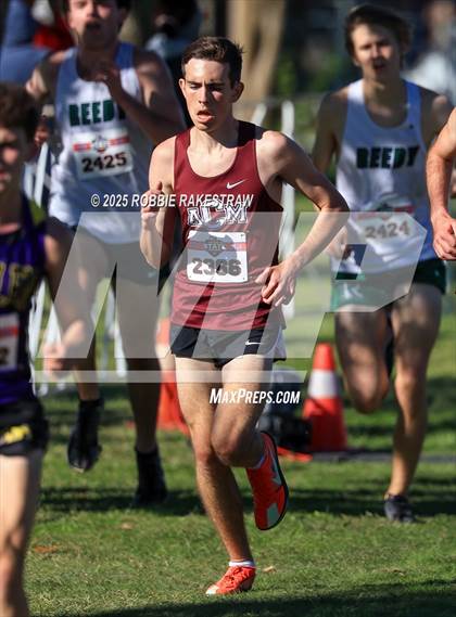 Thumbnail 2 in UIL 5A Boys Cross Country State Final photogallery.