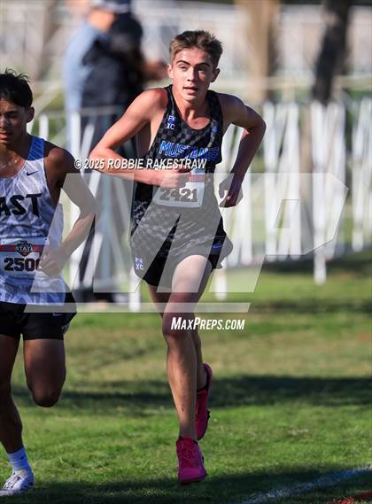 Thumbnail 3 in UIL 5A Boys Cross Country State Final photogallery.