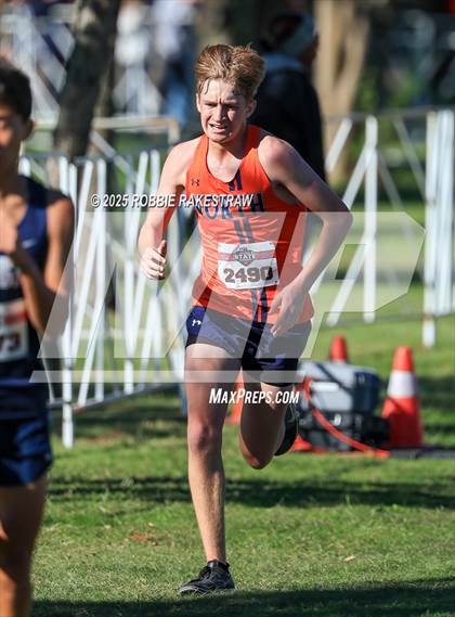 Thumbnail 3 in UIL 5A Boys Cross Country State Final photogallery.