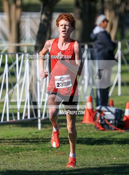 Thumbnail 2 in UIL 5A Boys Cross Country State Final photogallery.