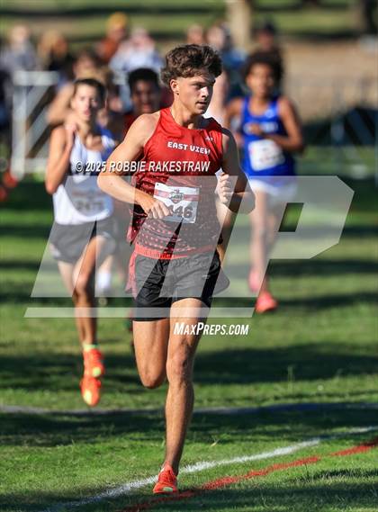 Thumbnail 1 in UIL 5A Boys Cross Country State Final photogallery.