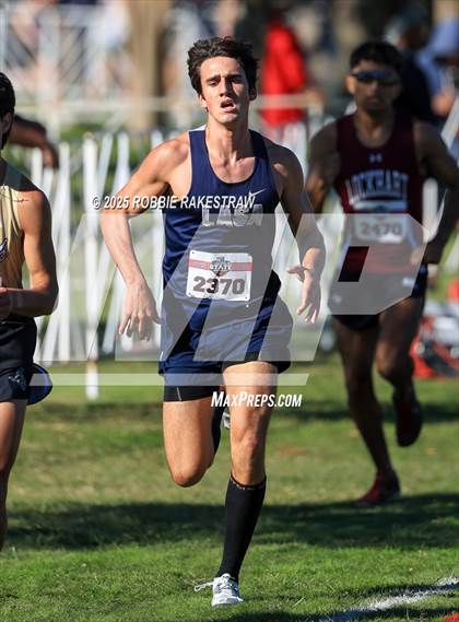 Thumbnail 2 in UIL 5A Boys Cross Country State Final photogallery.