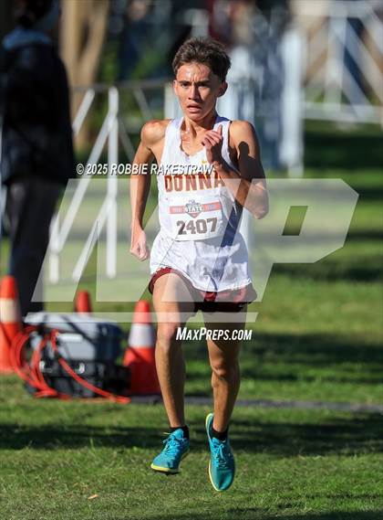 Thumbnail 2 in UIL 5A Boys Cross Country State Final photogallery.