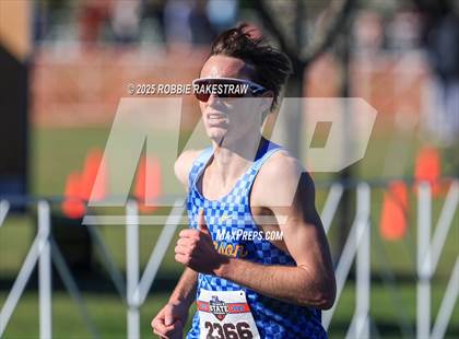 Thumbnail 2 in UIL 5A Boys Cross Country State Final photogallery.