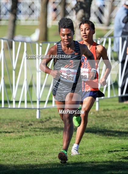 Thumbnail 1 in UIL 5A Boys Cross Country State Final photogallery.