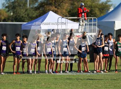 Thumbnail 1 in UIL 5A Boys Cross Country State Final photogallery.