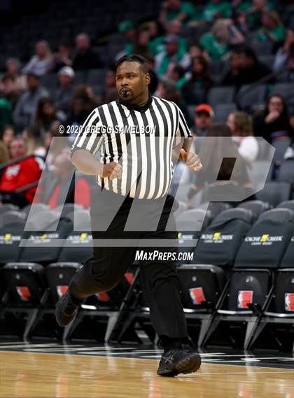 Thumbnail 1 in El Camino vs Marysville @ Golden 1 Center photogallery.