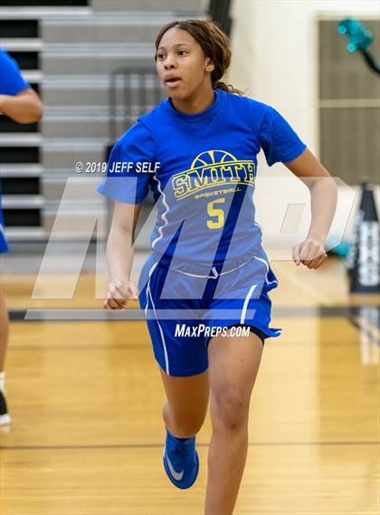 Thumbnail 2 in Oscar Smith @ Hickory photogallery.