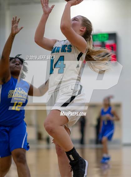 Thumbnail 2 in Oscar Smith @ Hickory photogallery.