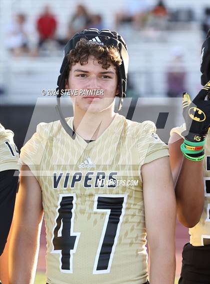 Thumbnail 1 in Verrado Black vs. Gold (Spring Football) photogallery.