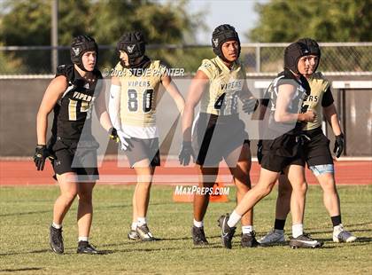 Thumbnail 2 in Verrado Black vs. Gold (Spring Football) photogallery.