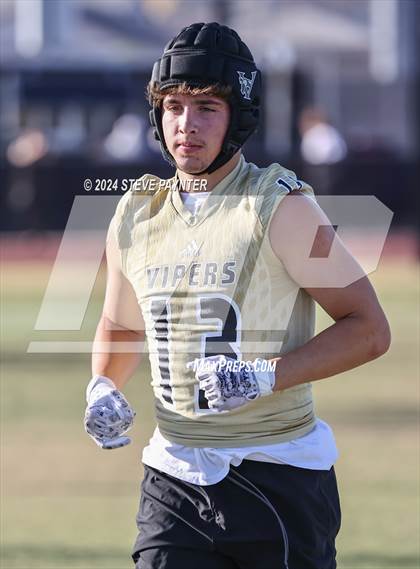 Thumbnail 2 in Verrado Black vs. Gold (Spring Football) photogallery.