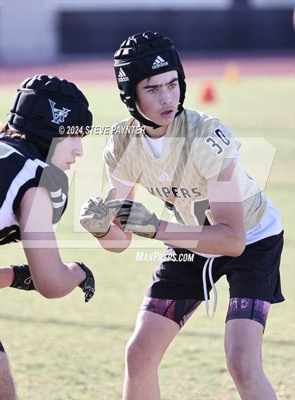 Thumbnail 1 in Verrado Black vs. Gold (Spring Football) photogallery.