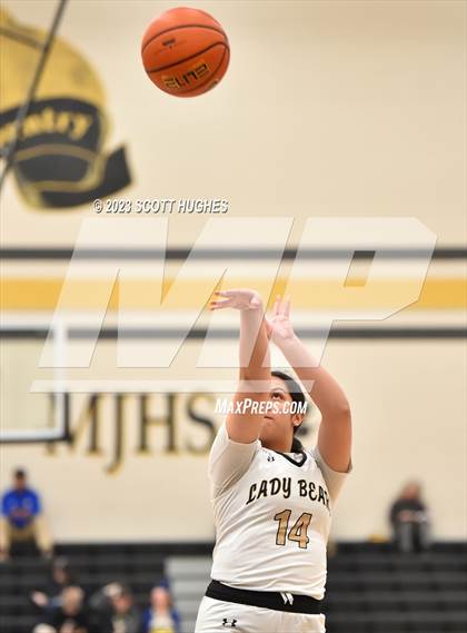 Thumbnail 1 in Wilson Central @ Mount Juliet photogallery.