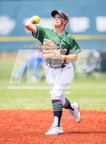 Thumbnail 1 in Shenendehowa vs. Clarence (NYSPHSAA AA Final) photogallery.
