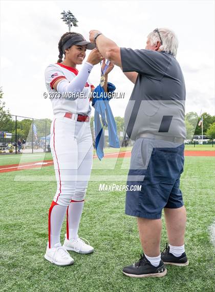 Thumbnail 2 in Shenendehowa vs. Clarence (NYSPHSAA AA Final) photogallery.