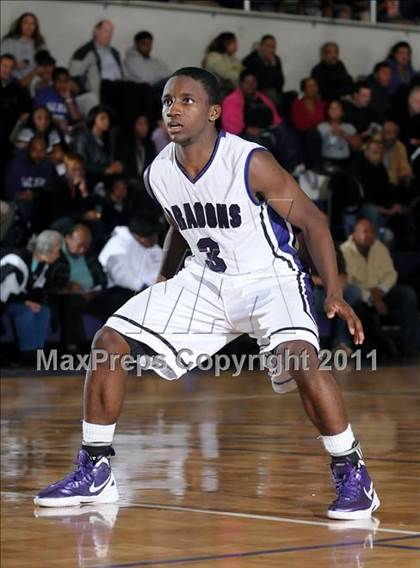 Thumbnail 3 in Grant vs. Sacramento (St. Hope Elite Classic) photogallery.