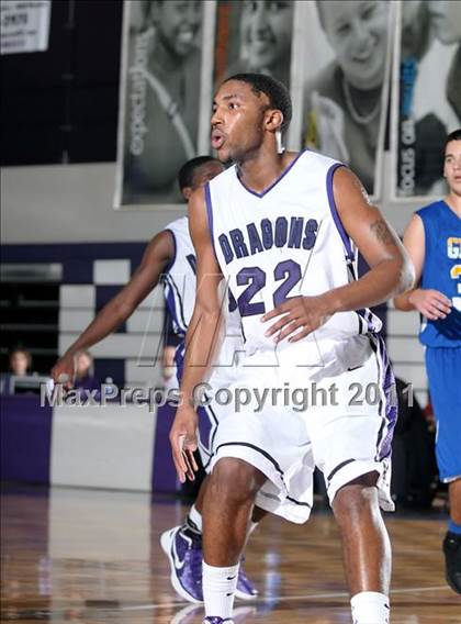 Thumbnail 3 in Grant vs. Sacramento (St. Hope Elite Classic) photogallery.