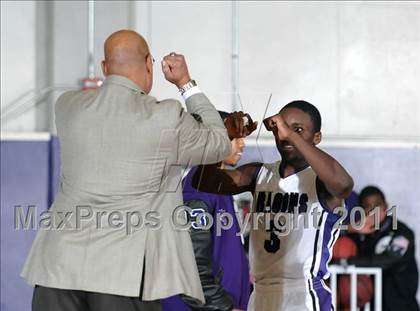 Thumbnail 1 in Grant vs. Sacramento (St. Hope Elite Classic) photogallery.