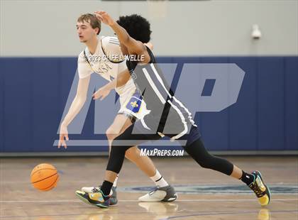 Thumbnail 1 in Forsyth Country Day vs Nansemond Suffolk Academy (Lowcountry Roundball Classic) photogallery.
