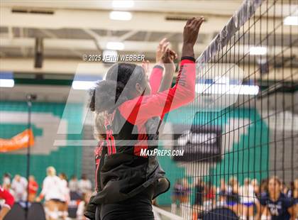 Thumbnail 3 in Kamehameha Kapalama vs. Marist (Durango Fall Classic) photogallery.