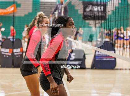 Thumbnail 1 in Kamehameha Kapalama vs. Marist (Durango Fall Classic) photogallery.