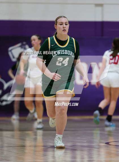 Thumbnail 3 in Lewisburg vs. Selinsgrove (PIAA District 4 Class 4A Consolation) photogallery.