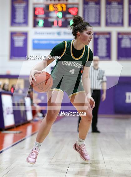Thumbnail 2 in Lewisburg vs. Selinsgrove (PIAA District 4 Class 4A Consolation) photogallery.